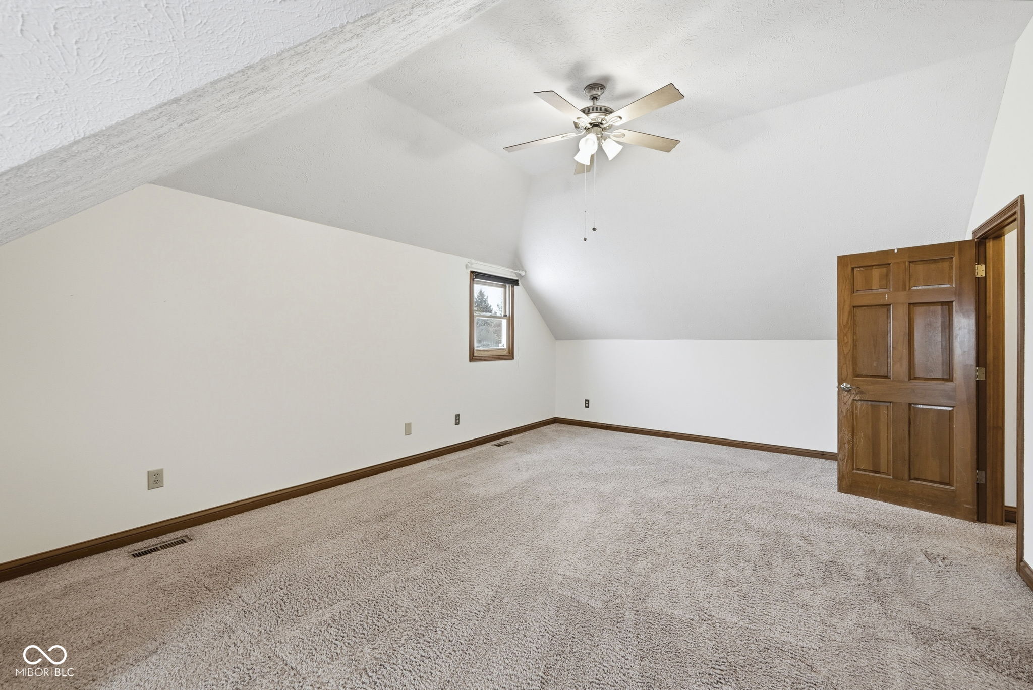 10236 Bent Tree Lane Fishers, IN 46037 - Photo 32 of 50