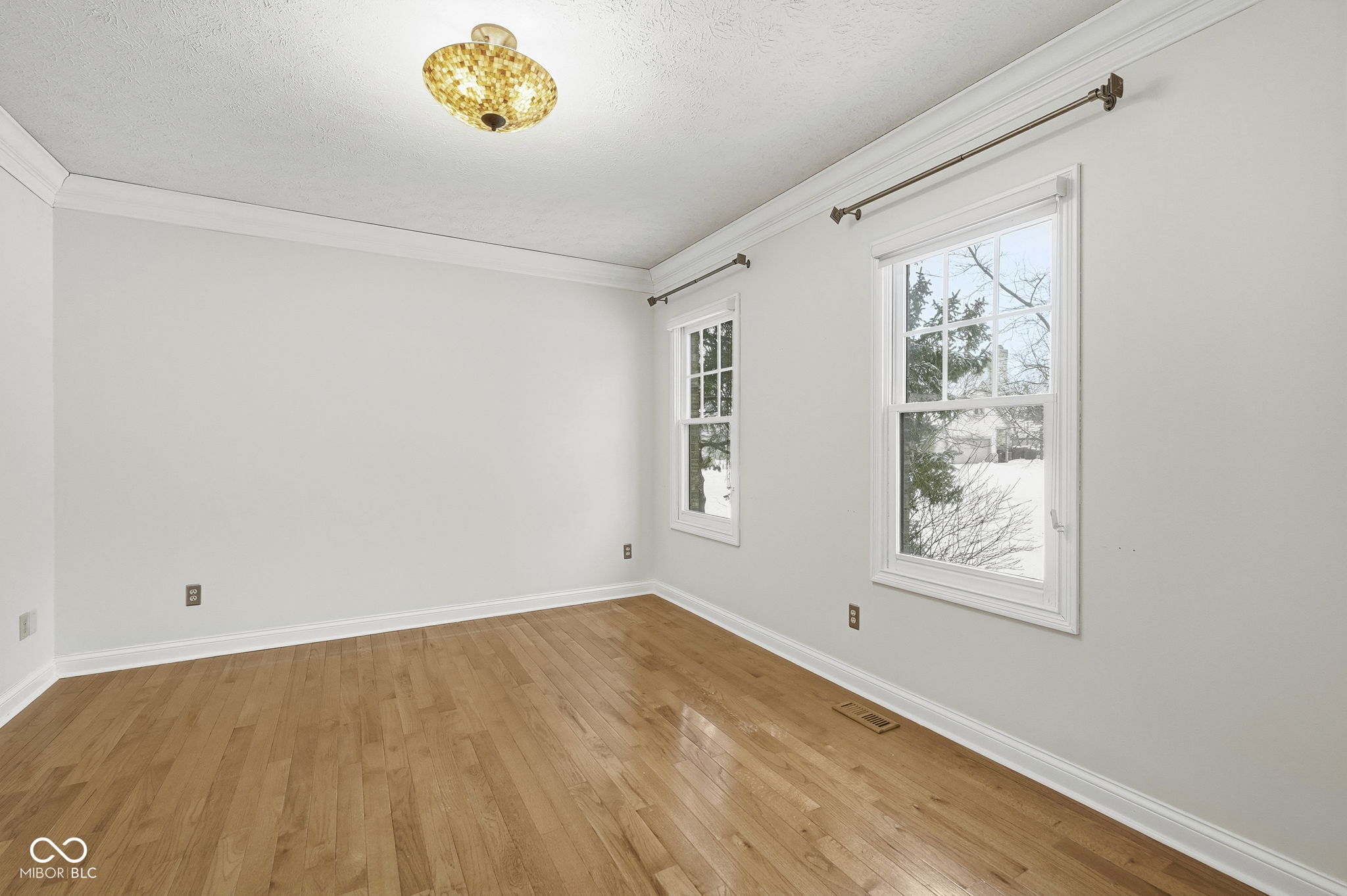 10236 Bent Tree Lane Fishers, IN 46037 - Photo 8 of 50