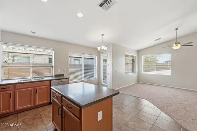 $1,895 | 40381 West Robbins Drive, Maricopa, AZ 85138