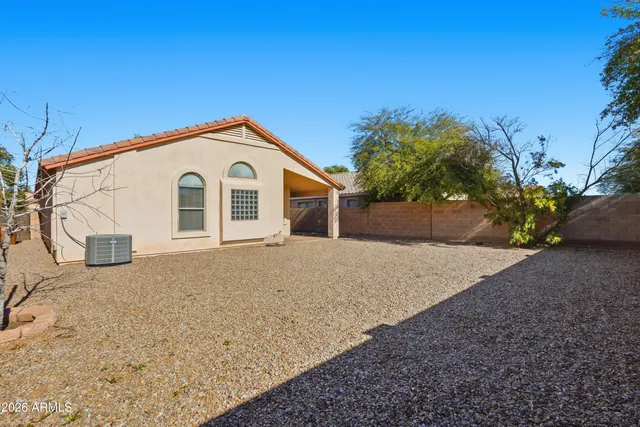 $1,895 | 40381 West Robbins Drive, Maricopa, AZ 85138