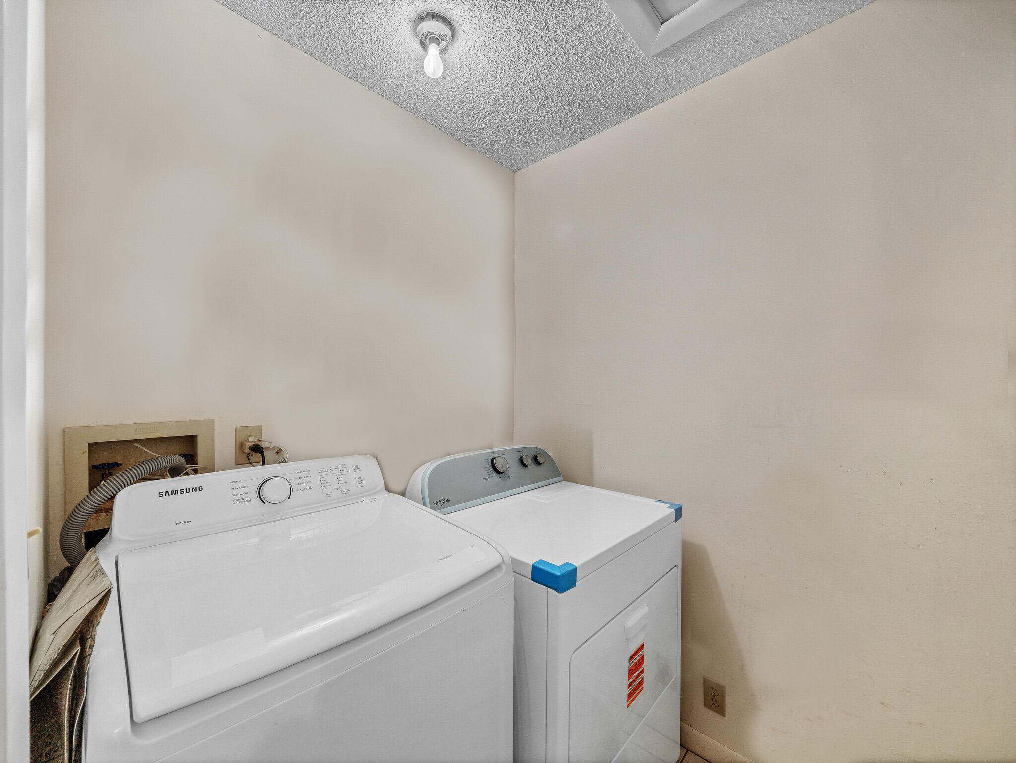 8592 Sunbird Place Boca Raton, FL 33496 - Photo 34 of 44 18 Laundry Room (1)