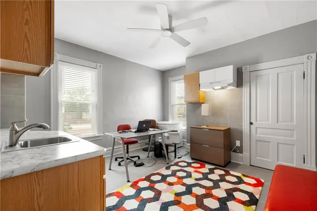 $305,000 | 1520 4th Avenue, Coraopolis, PA 15108