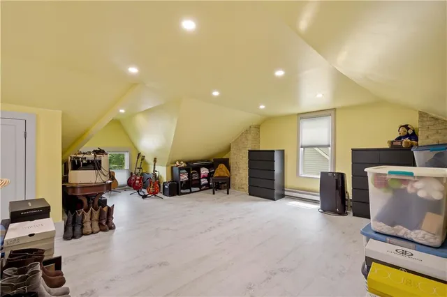 $305,000 | 1520 4th Avenue, Coraopolis, PA 15108