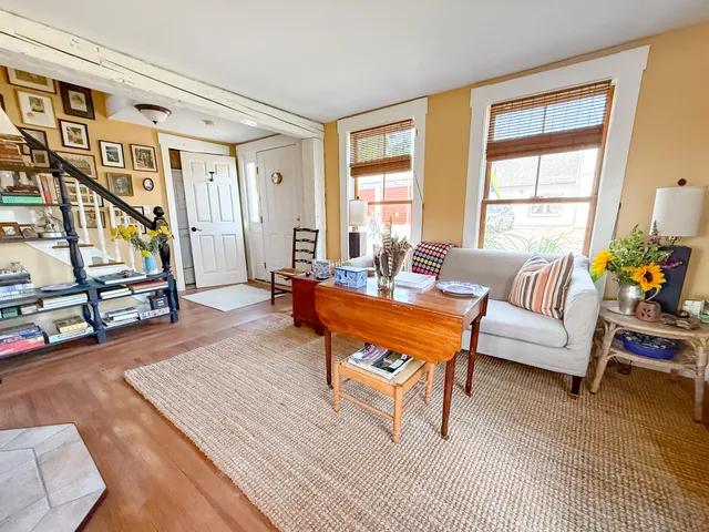 $749,000 | 55 West Main Street, Vinalhaven, ME 04863