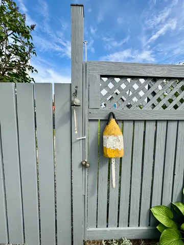 $749,000 | 55 West Main Street, Vinalhaven, ME 04863