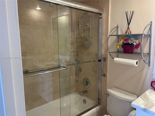 $2,950 | 3001 South Ocean Drive, Unit 621, Hollywood, FL 33019