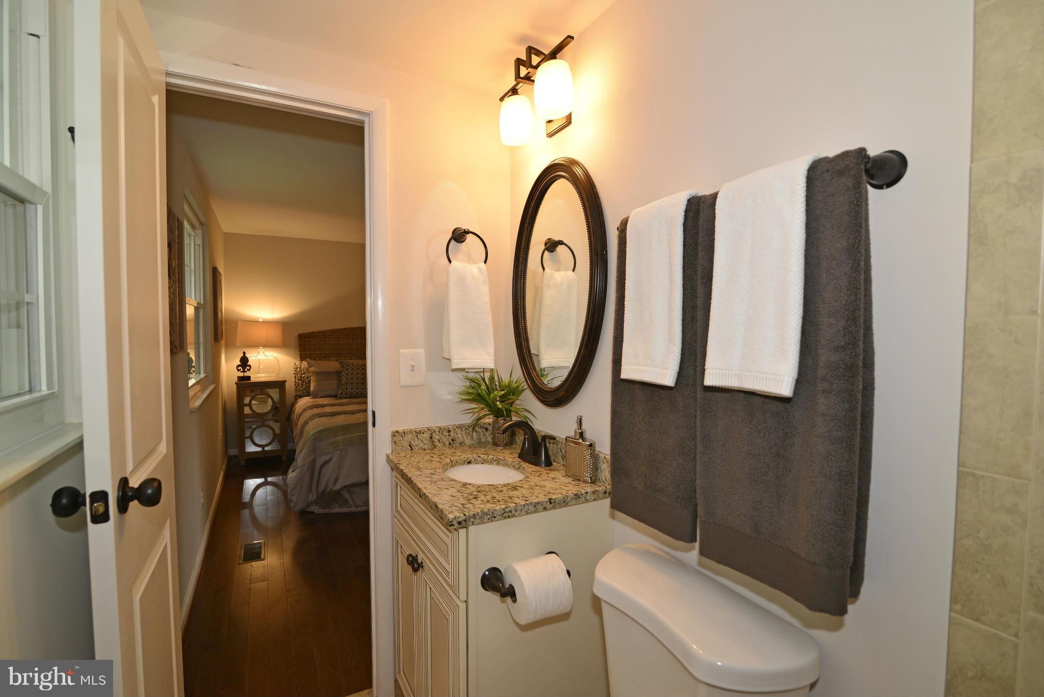 8456 Rippled Creek Court Springfield, VA 22153 - Photo 23 of 28 Bath (Master)