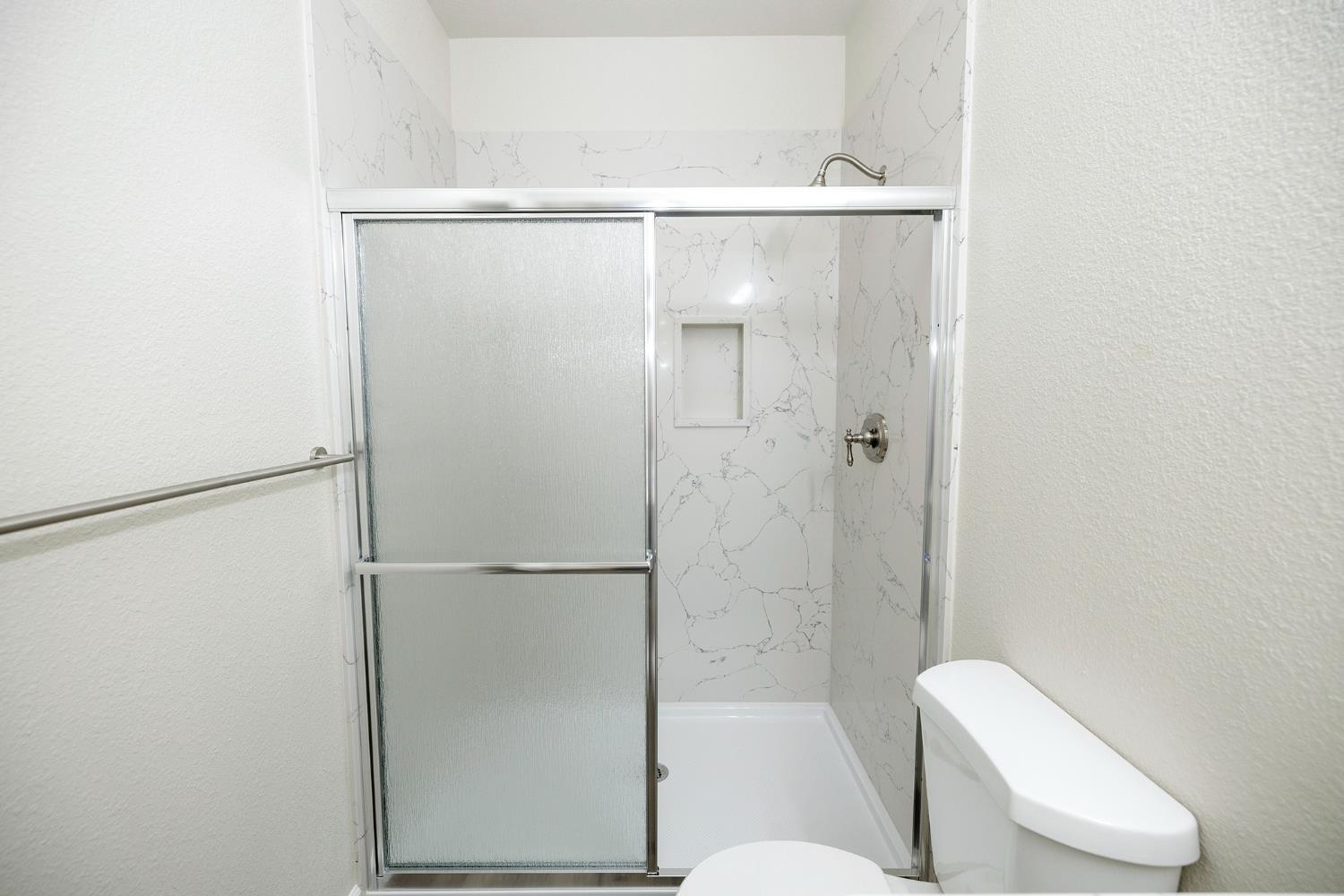 720 North 2nd Street Patterson, CA 95363 - Photo 44 of 84 Shared Bath