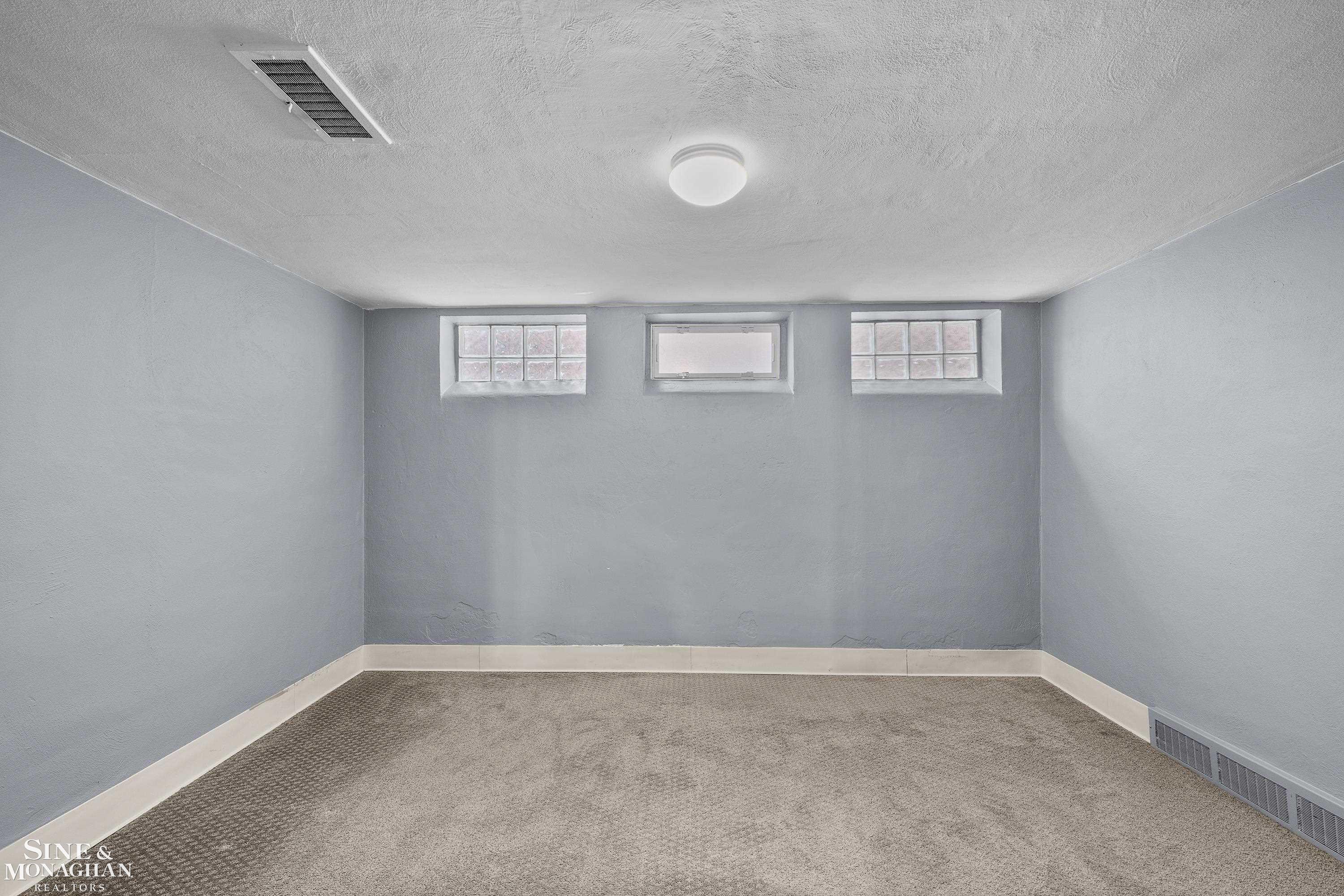 309 Merriweather Road Grosse Pointe Farms, MI 48236 - Photo 35 of 47 Gallery Image 35