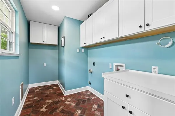 $299,000 | 45 East Chalmette Circle, Chalmette, LA 70043