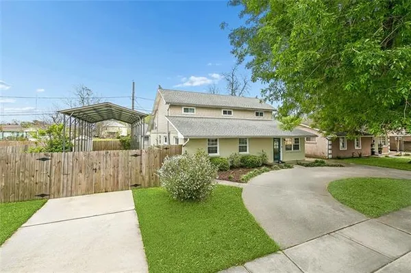 $299,000 | 45 East Chalmette Circle, Chalmette, LA 70043