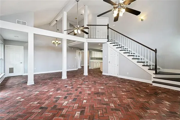 $299,000 | 45 East Chalmette Circle, Chalmette, LA 70043