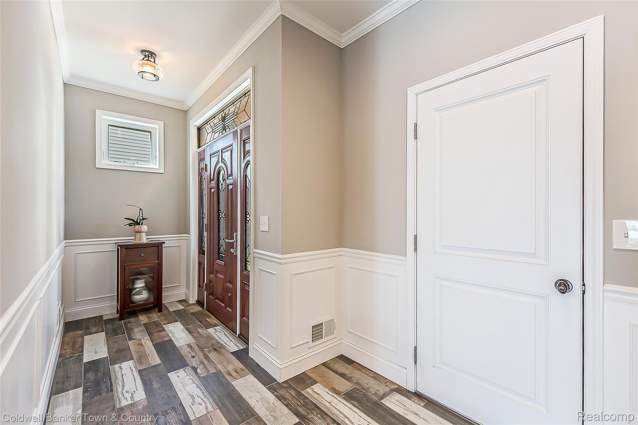 11634 Island Court Hartland, MI 48353 - Photo 17 of 56 DSC_12.jpg