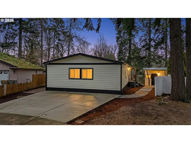 $349,900 | 1598 40th Lane, Sweet Home, OR 97386