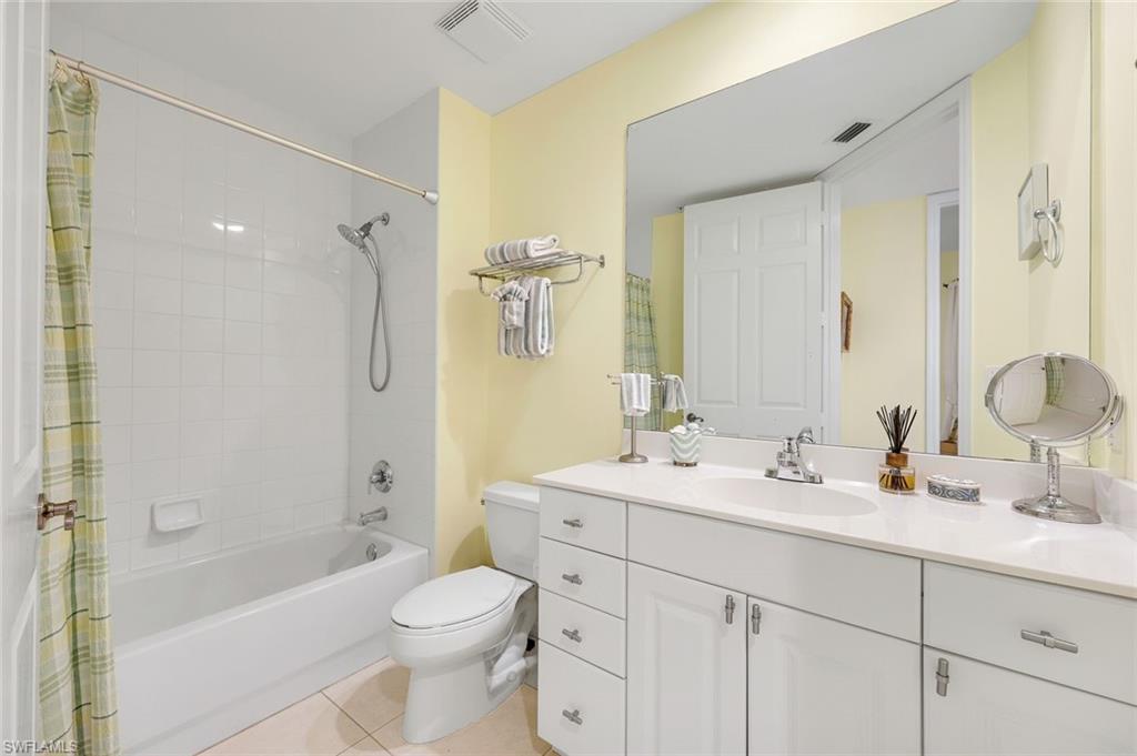 400 Flagship Drive, Unit 902 Naples, FL 34108 - Photo 16 of 35