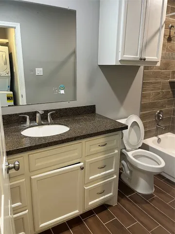 $1,300 | 18222 Bonnie Alice Drive, Unit A, Montgomery, TX 77316