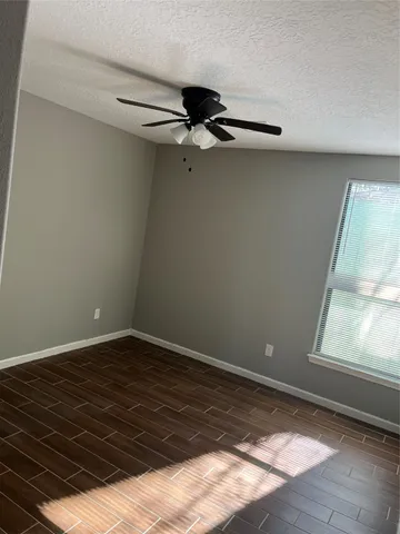 $1,300 | 18222 Bonnie Alice Drive, Unit A, Montgomery, TX 77316