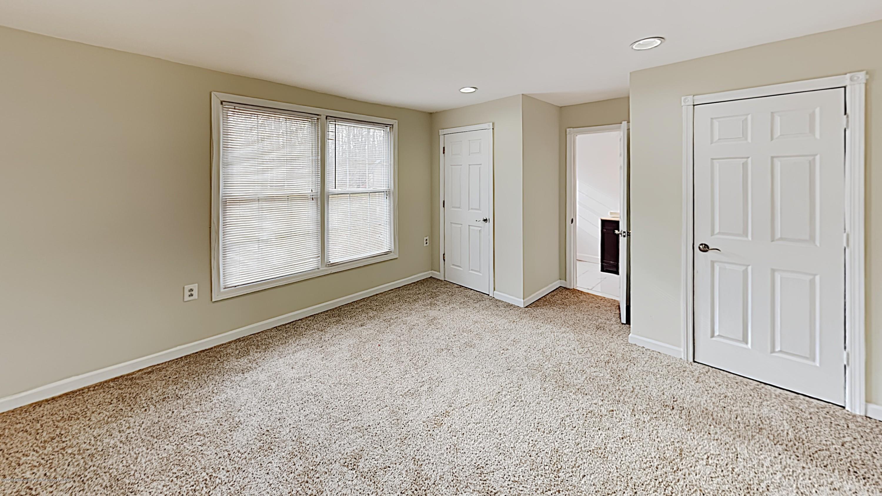 739 Green Valley Road Jackson, NJ 08527 - Photo 20 of 32 26_Image_ANg6JeNoYO