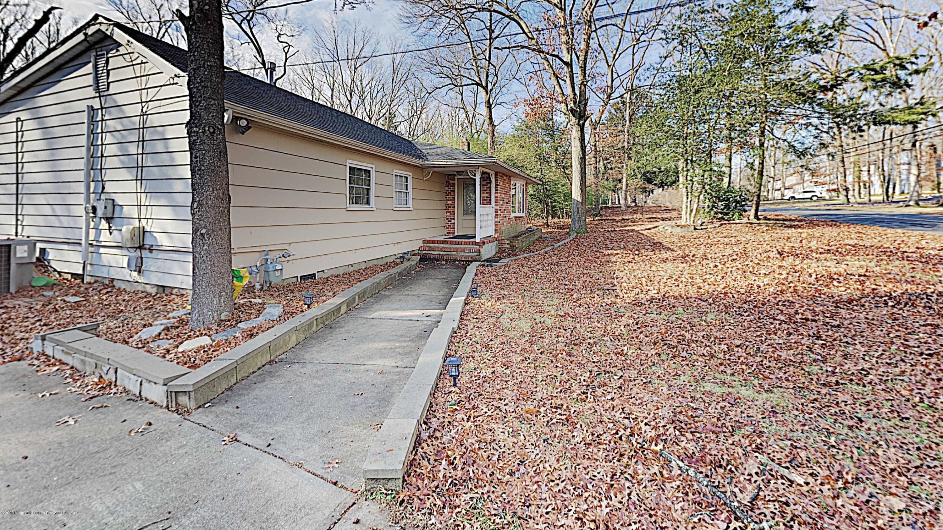 739 Green Valley Road Jackson, NJ 08527 - Photo 2 of 32 4_Image_lIy032jhrw