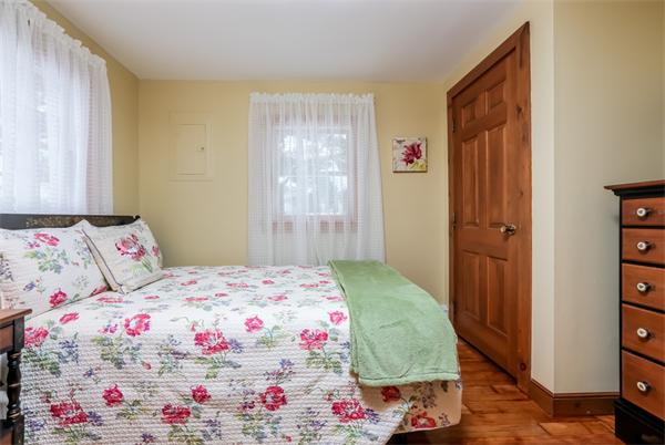 138 Ridge Road Marshfield, MA 02050 - Photo 15 of 25 Gallery Image 15
