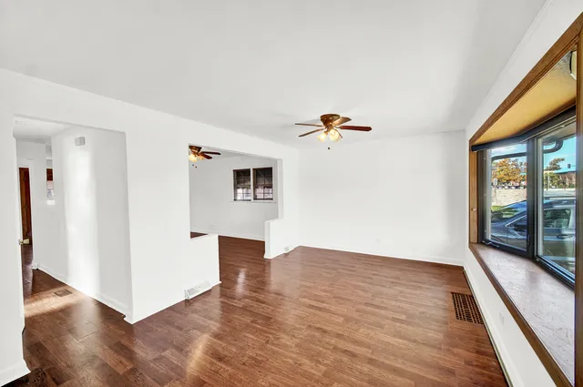 $385,000 | 10322 South Central Park Avenue, Chicago, IL 60655