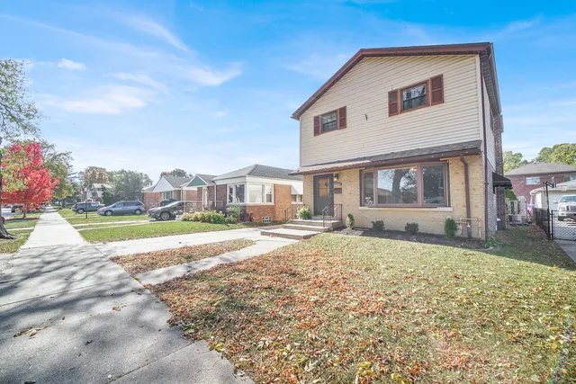 $385,000 | 10322 South Central Park Avenue, Chicago, IL 60655