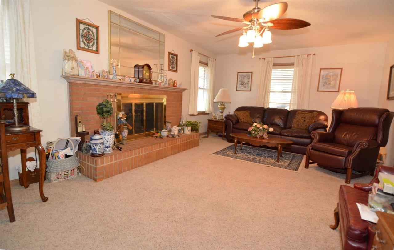 5722 Garden Valley Road Newburgh, IN 47630 - Photo 3 of 19 Gallery Image 3