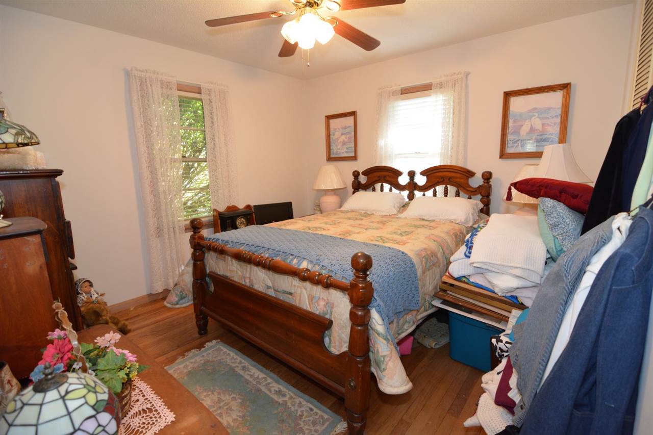 5722 Garden Valley Road Newburgh, IN 47630 - Photo 9 of 19 Gallery Image 9