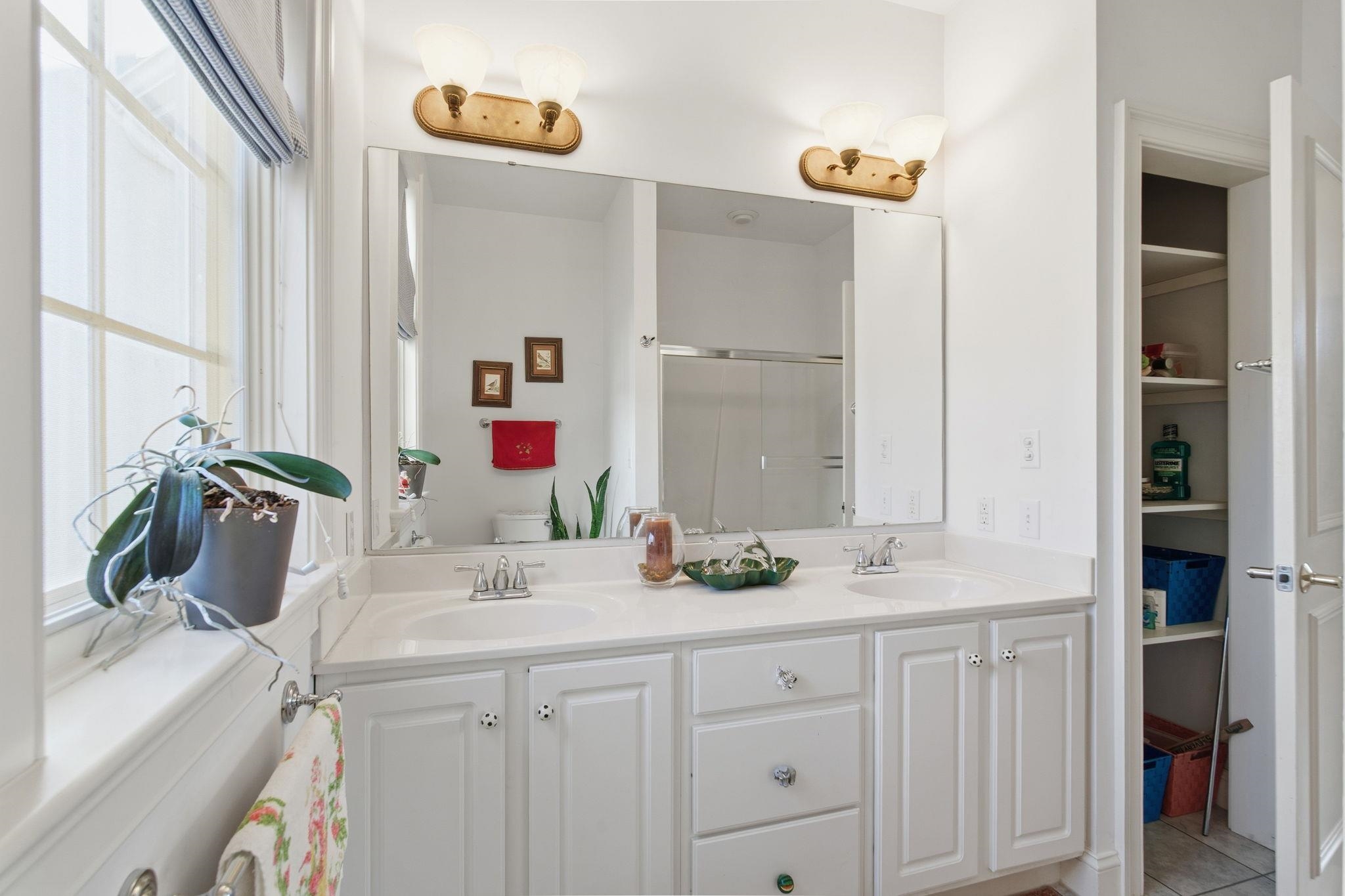 436 Chimney Rock Road Earlysville, VA 22936 - Photo 42 of 61 a bathroom with a sink and a mirror