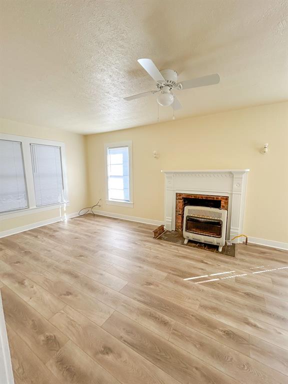 104 East Shoemaker Street, Unit A Decatur, TX 76234 - Photo 3 of 9