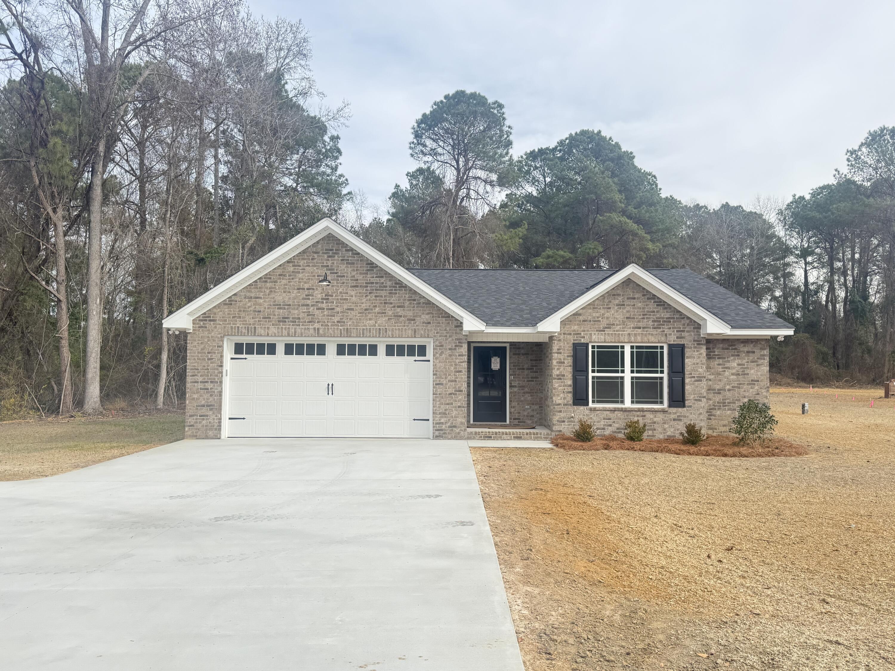 2147 Bloomville Road Manning, SC 29102 - Photo 1 of 46