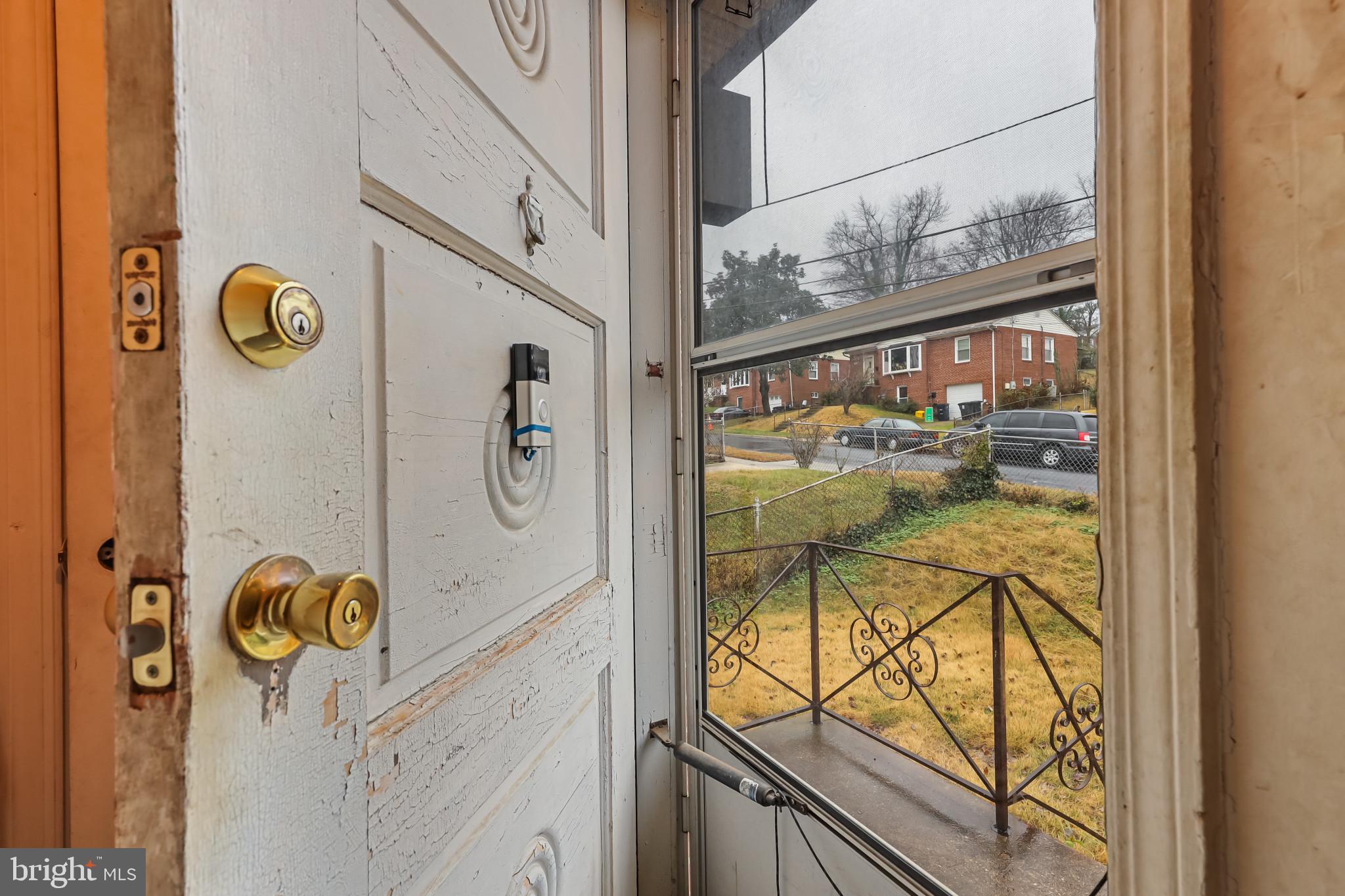 6624 Stanton Road Hyattsville, MD 20784 - Photo 4 of 44 Gallery Image 4