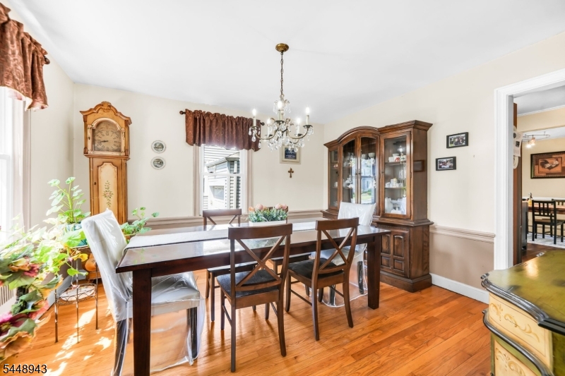 473 Whitewood Road Union, NJ 07083 - Photo 4 of 24