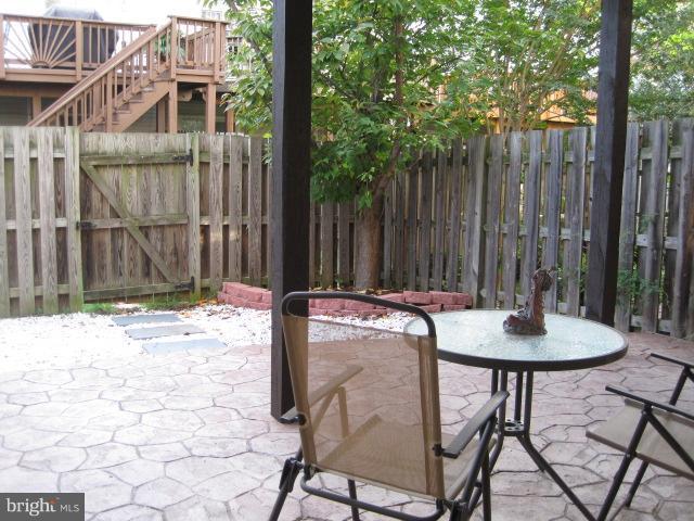 5809 Clapham Road Alexandria, VA 22315 - Photo 21 of 30 Exterior (Rear)