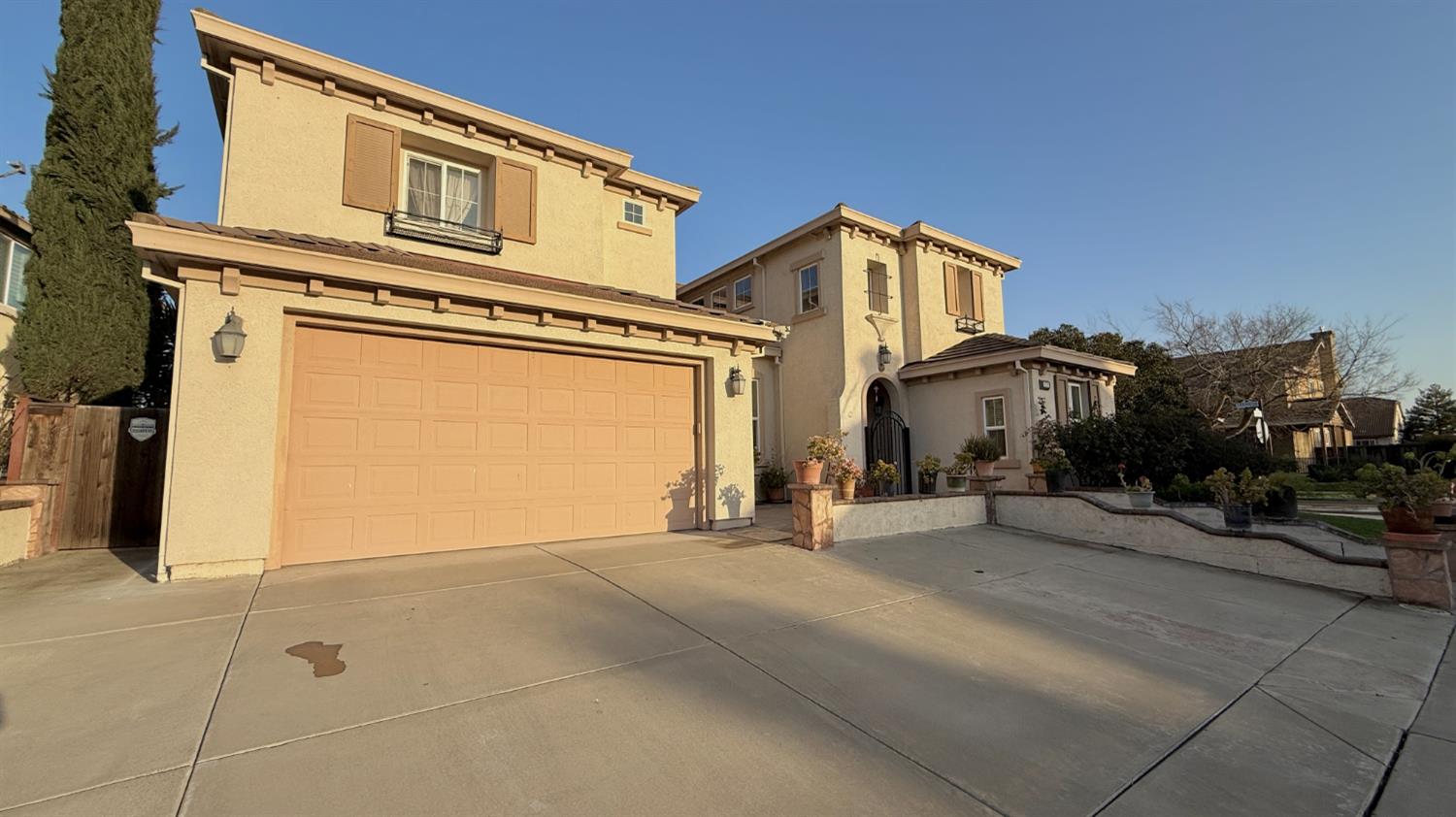 16206 Sand Bar Way Lathrop, CA 95330 - Photo 3 of 32 a view of a street with a building
