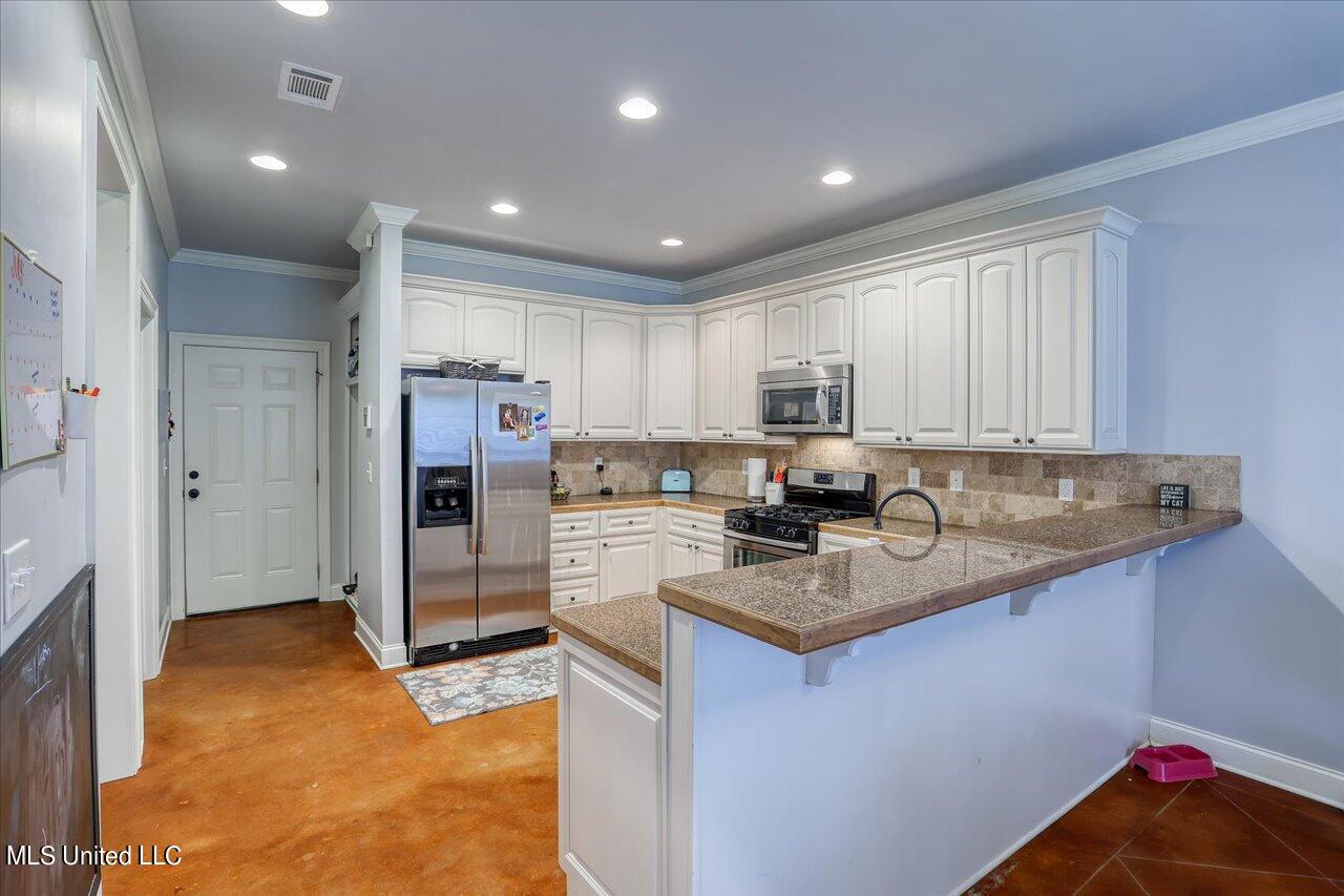 309 Siltstone Ridge Brandon, MS 39047 - Photo 11 of 39 11-309 Siltstone Ridge