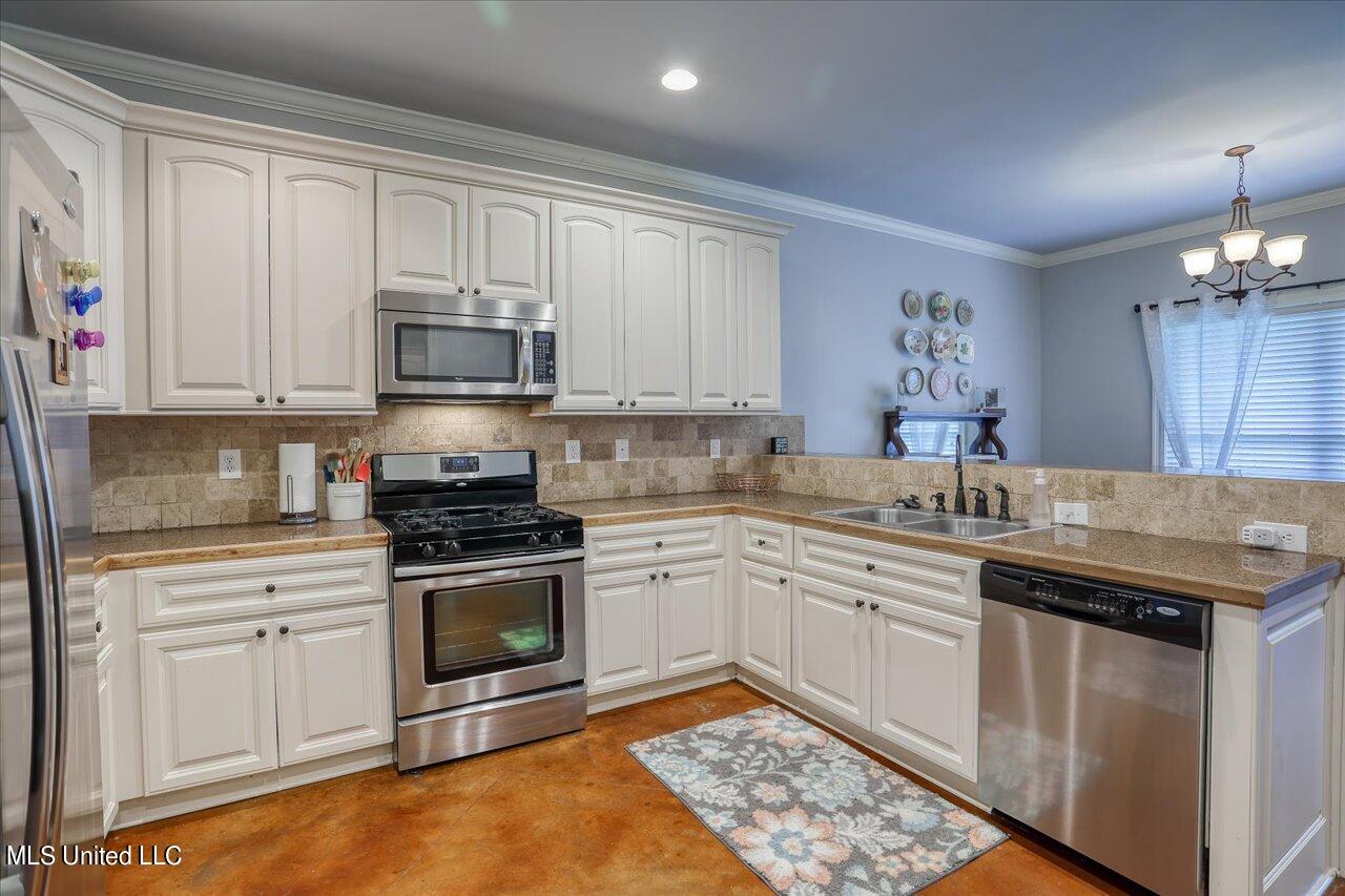 309 Siltstone Ridge Brandon, MS 39047 - Photo 13 of 39 13-309 Siltstone Ridge
