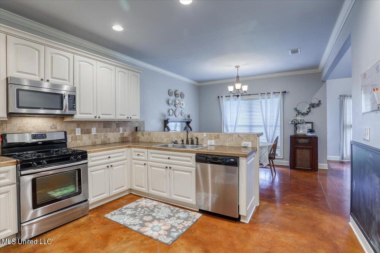 309 Siltstone Ridge Brandon, MS 39047 - Photo 16 of 39 16-309 Siltstone Ridge