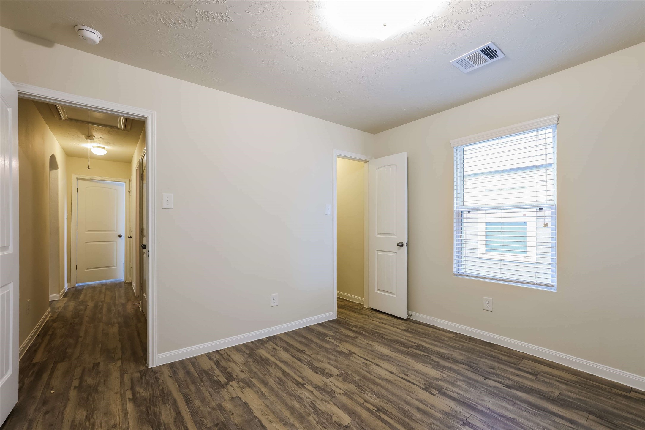 10331 Blue Wonder Lane Houston, TX 77044 - Photo 5 of 14