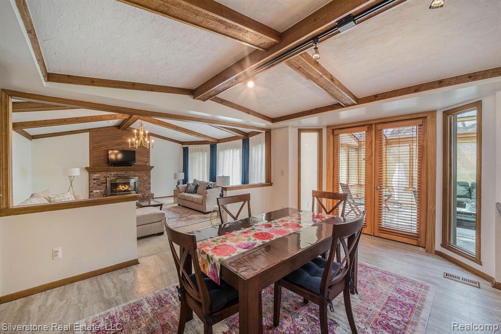 873 North Adams Road Rochester Hills, MI 48309 - Photo 15 of 37