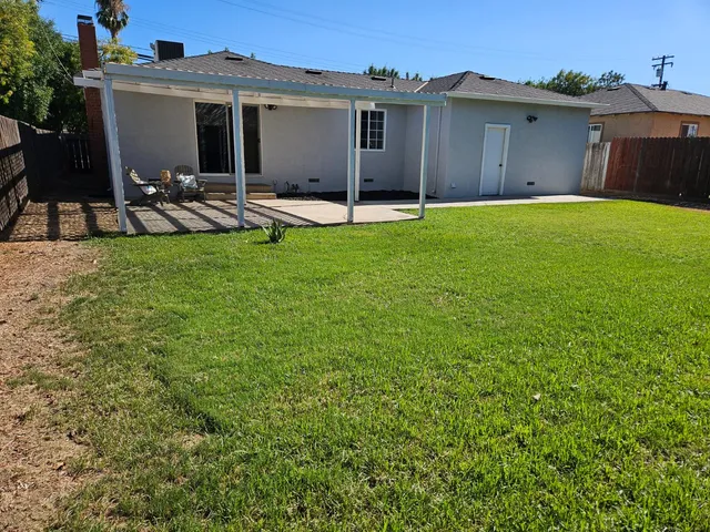 $404,000 | 1905 Evergreen Avenue, Modesto, CA 95350