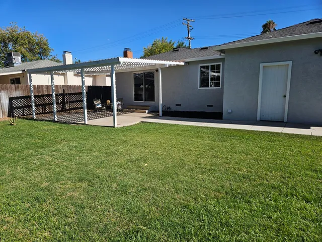 $404,000 | 1905 Evergreen Avenue, Modesto, CA 95350