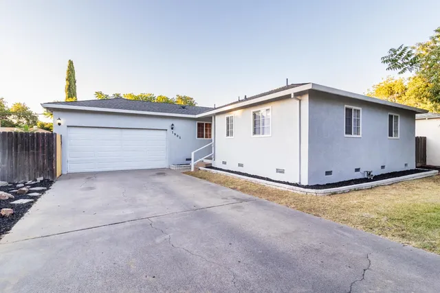 $404,000 | 1905 Evergreen Avenue, Modesto, CA 95350