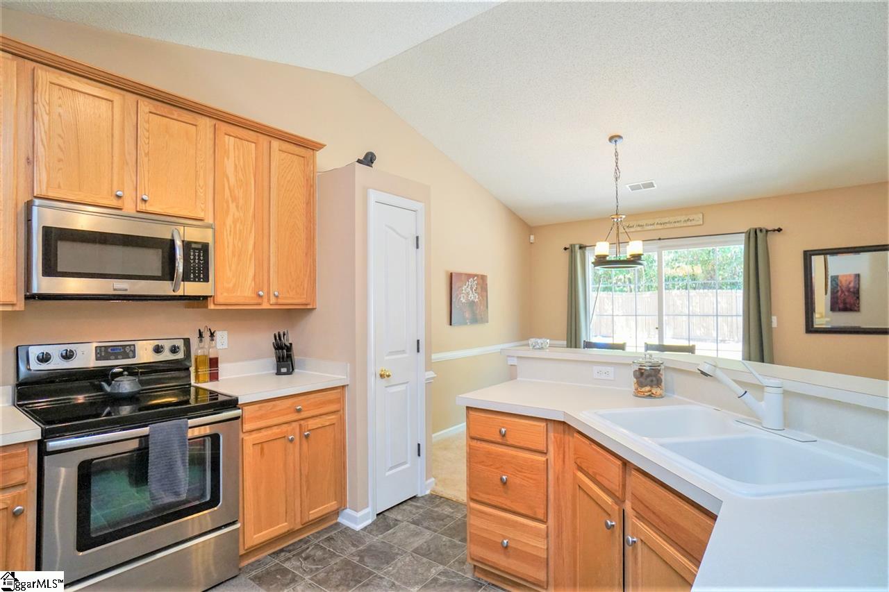 694 Timber Walk Drive Simpsonville, SC 29681 - Photo 13 of 30