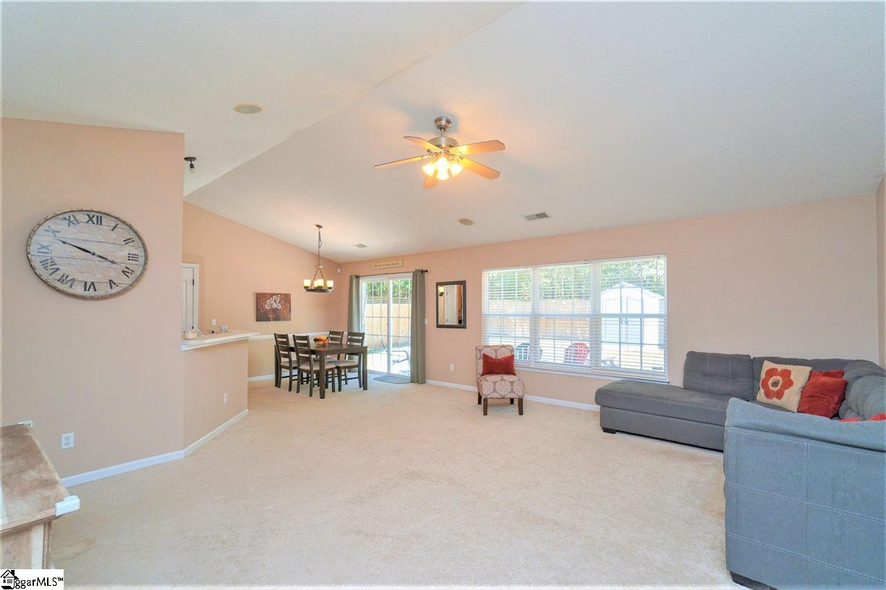 694 Timber Walk Drive Simpsonville, SC 29681 - Photo 4 of 30