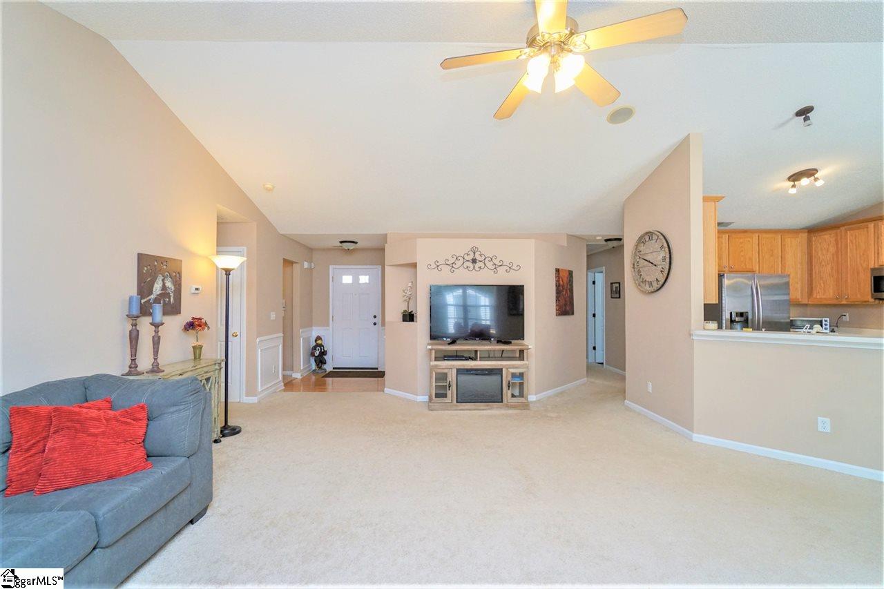 694 Timber Walk Drive Simpsonville, SC 29681 - Photo 5 of 30