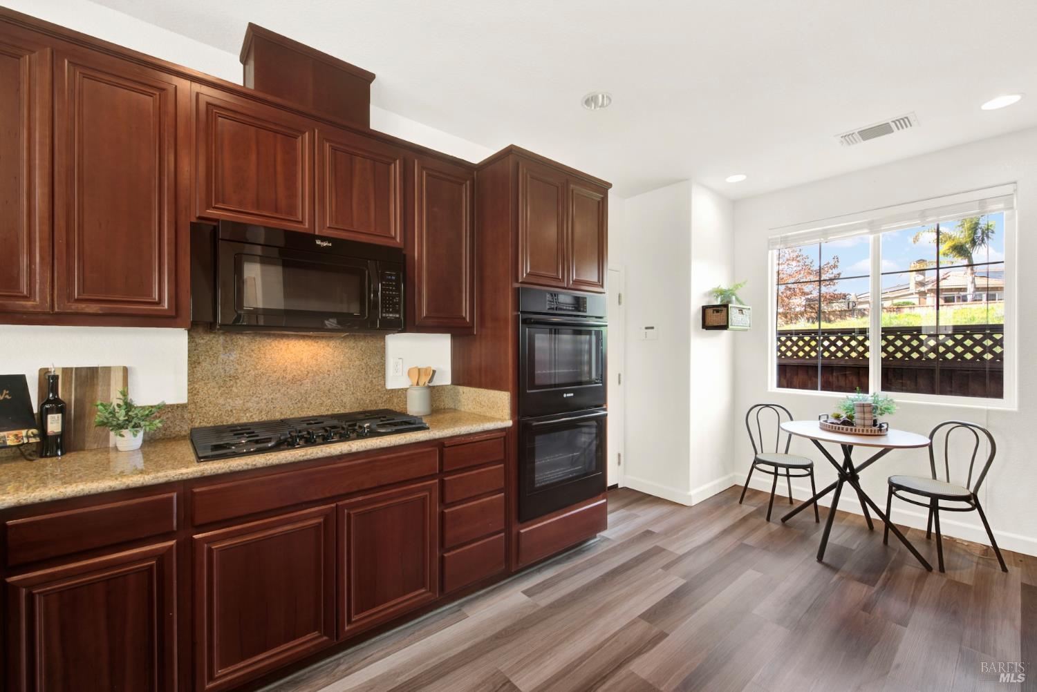 7004 Alder Creek Road Vallejo, CA 94591 - Photo 24 of 71