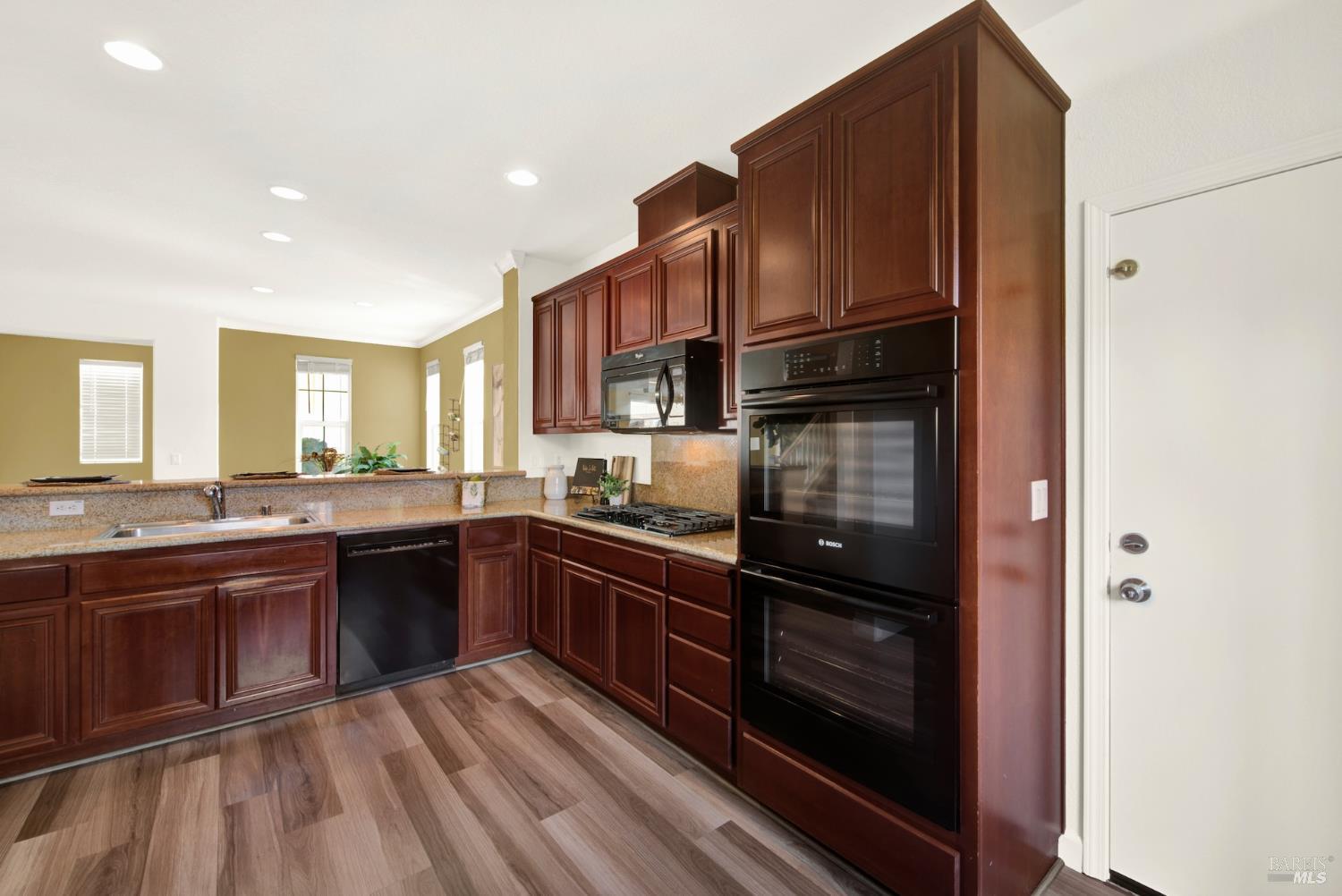 7004 Alder Creek Road Vallejo, CA 94591 - Photo 27 of 71