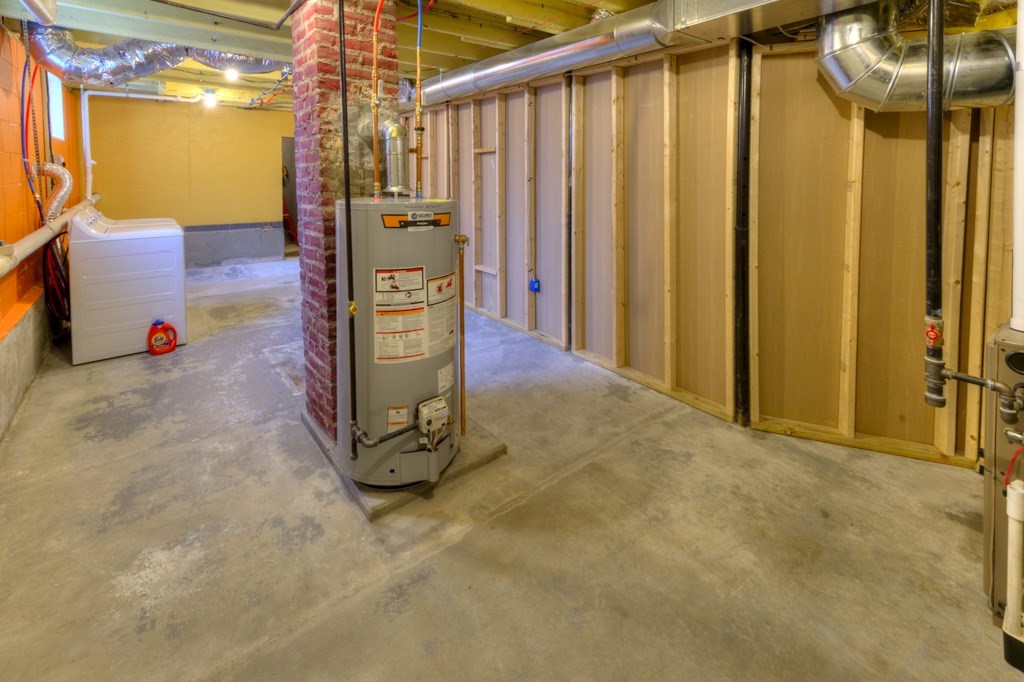 20 Alpine Trail Auburn, MA 01501 - Photo 28 of 40