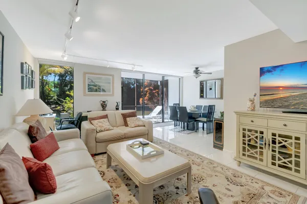 $3,500 | 3705 Bridgewood Drive, Boca Raton, FL 33434